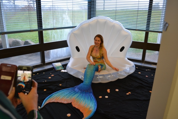 Mermaid Linda photo shoot